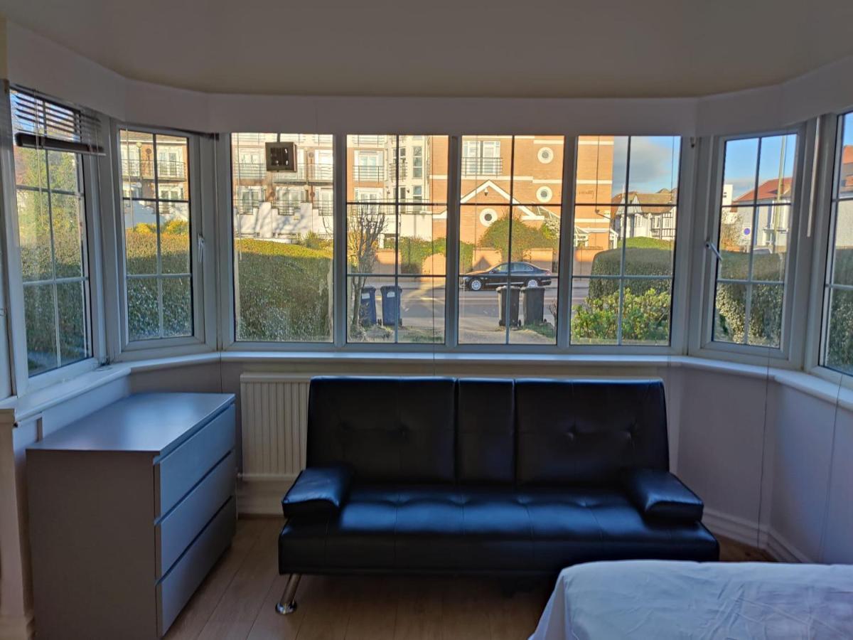 Studio On Golders Green Road Apartment London Ngoại thất bức ảnh