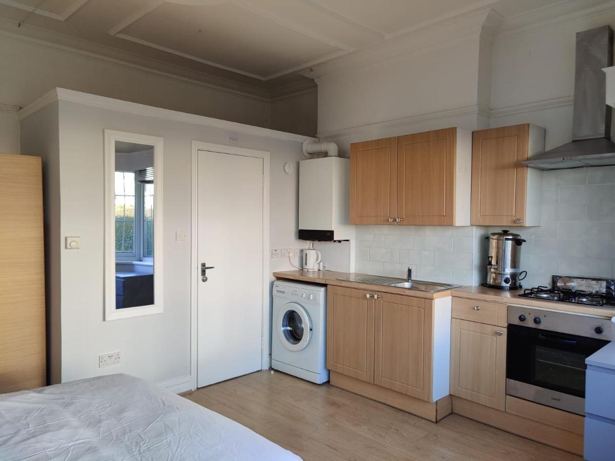 Studio On Golders Green Road Apartment London Ngoại thất bức ảnh