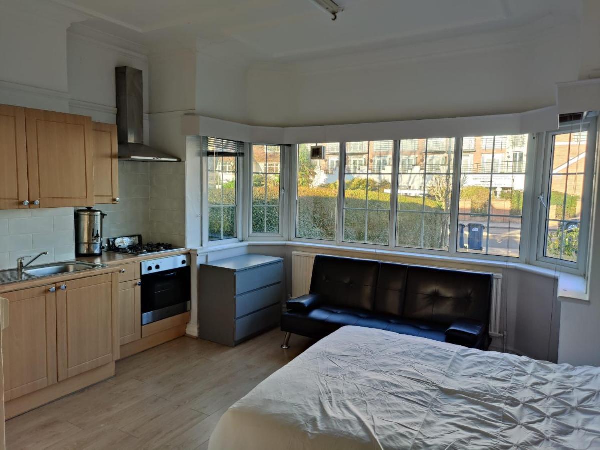 Studio On Golders Green Road Apartment London Ngoại thất bức ảnh